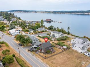 104 NE 9th St, Coupeville, WA