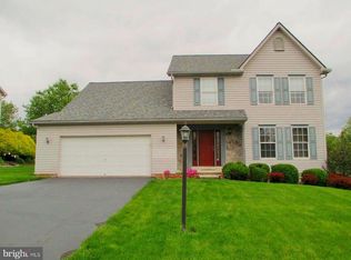 2151 Aslan Dr, York, PA 17404