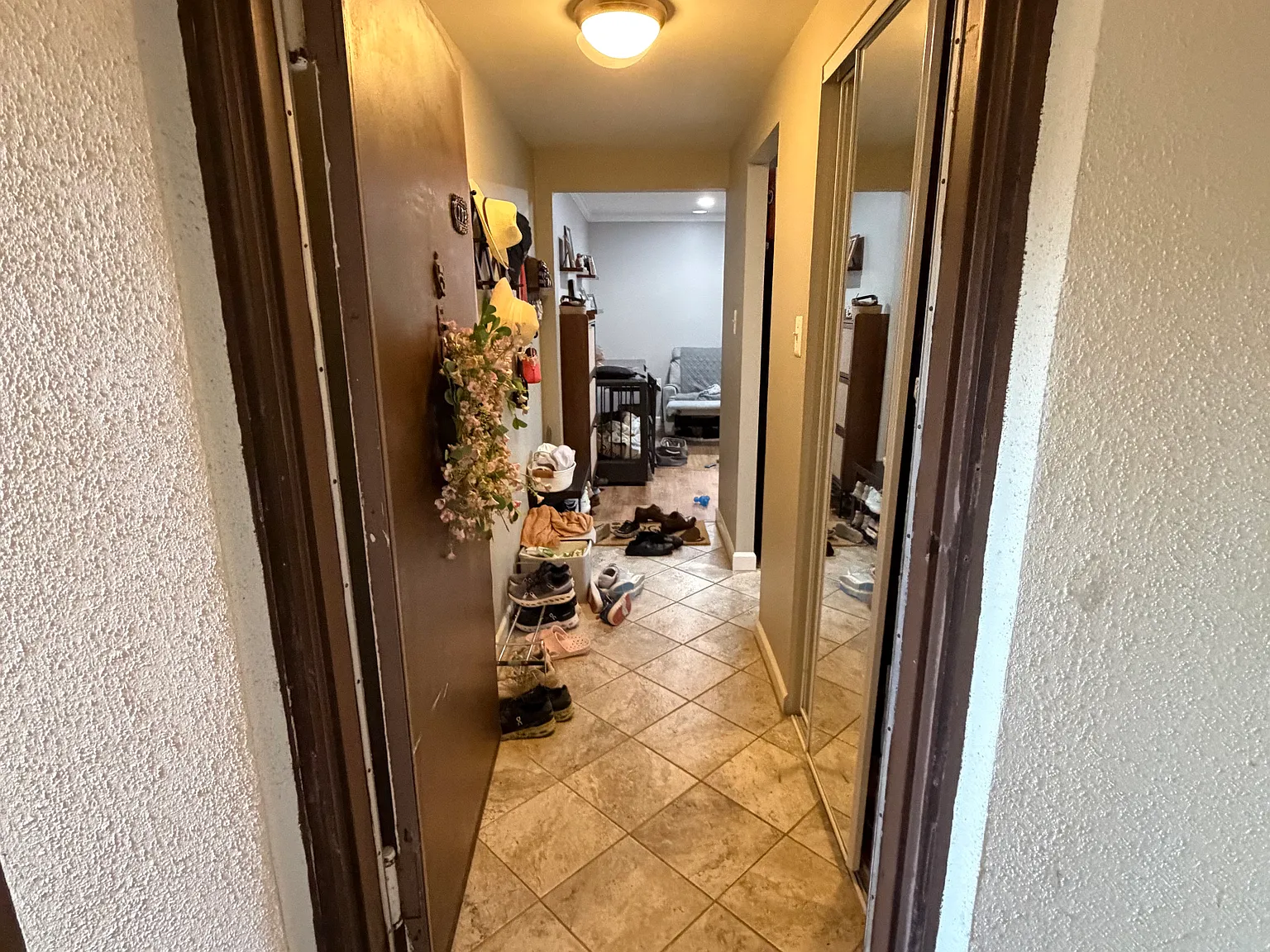 3 bed, 1305 sqft, $2,850 — Photo 3