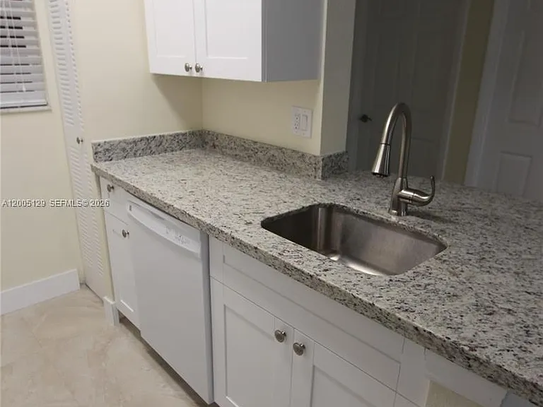 2890 N Oakland Forest Dr #204 — Photo 6