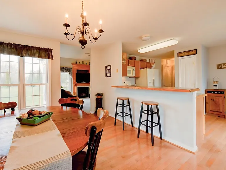 5905 Blue Ridge Rd — Photo 11