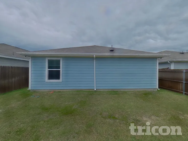 617 Dashwood Dr — Photo 15