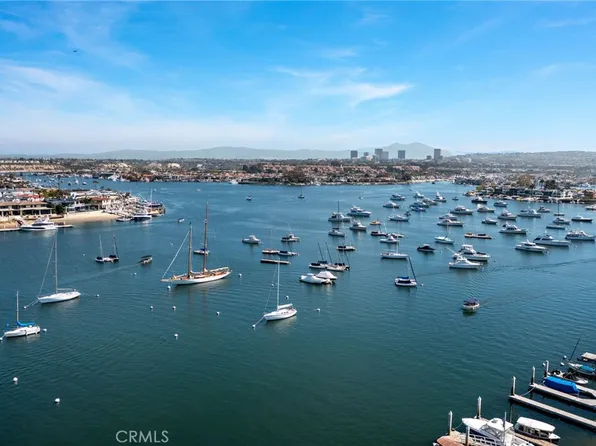 925 W Bay Ave, Newport Beach, CA 92661
