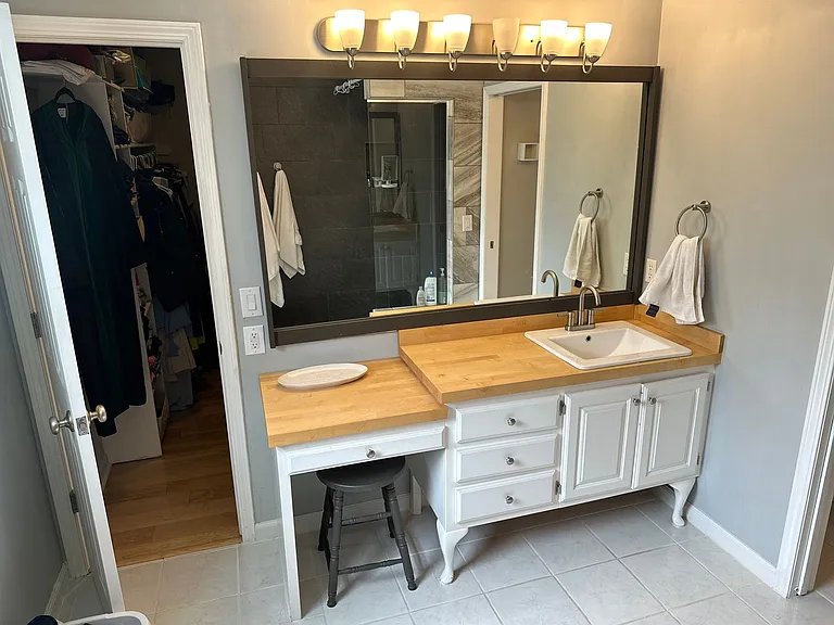 2203 Stout Dr — Photo 15