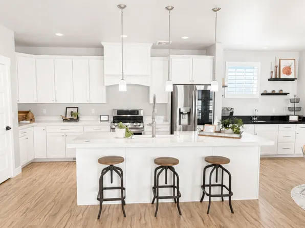 11467 S Abbey Mill Dr, South Jordan, UT 84009
