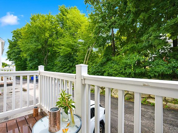 3rd image of 35 Beech Hill Avenue
