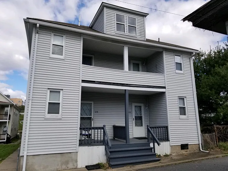 147 W Church St #B — Photo 1