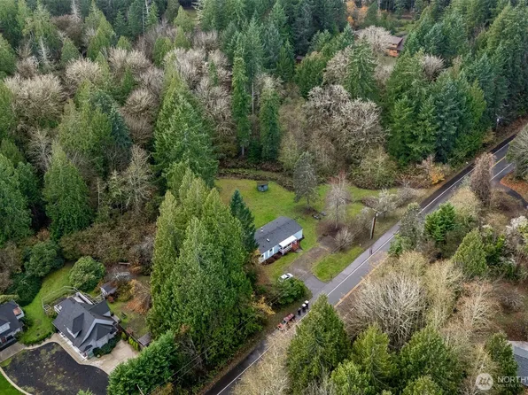 6605 Boston Harbor Road NE, Olympia, WA 98506