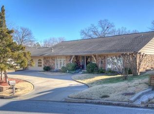 5738 E 65th Pl, Tulsa, OK 74136