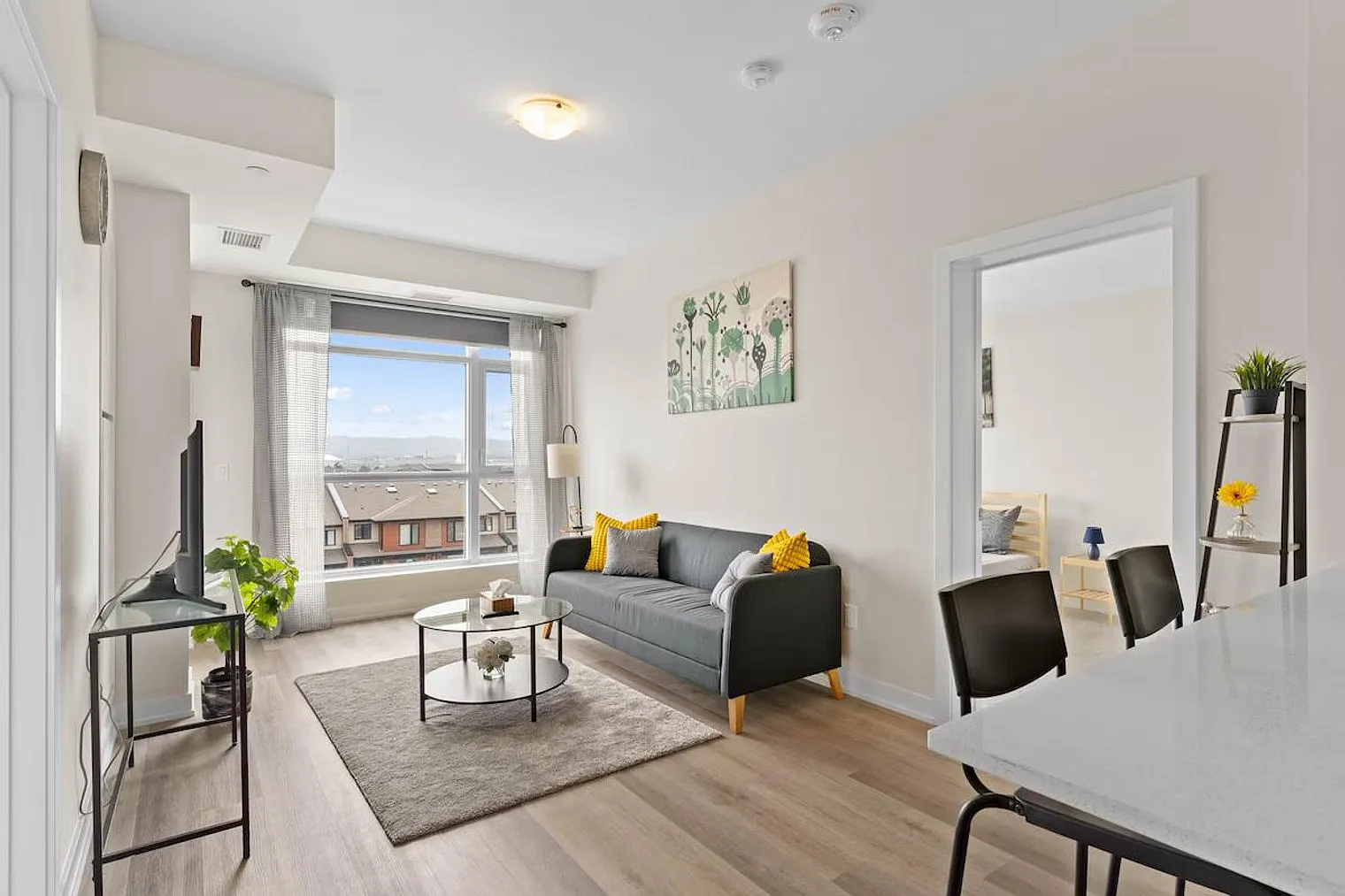 2 bed, 2.0 bath, $4,222 — Photo 2