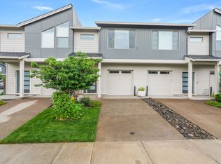 12594 SE Zion St, Happy Valley, OR 97089