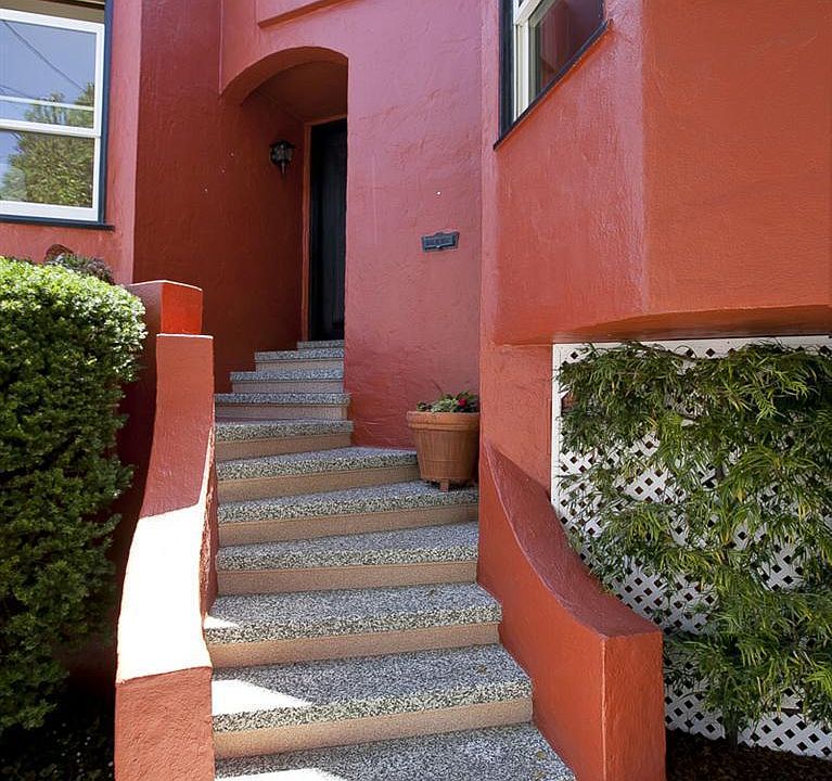 1st image of 33 Deming St