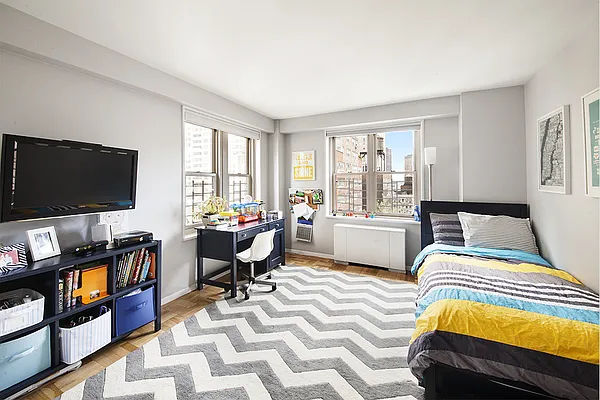 Sold by Stribling | media 6
