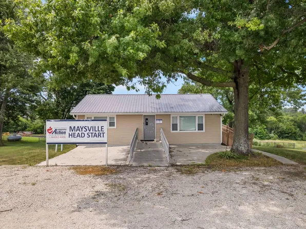 206 N Hillcrest St, Maysville, MO 64469