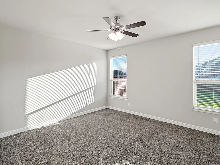 14525 Delphinus Dr — Photo 15