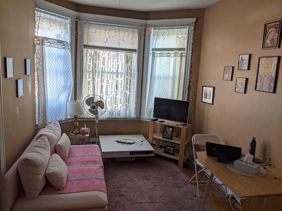 1st image of 881 Huntington Ave #13