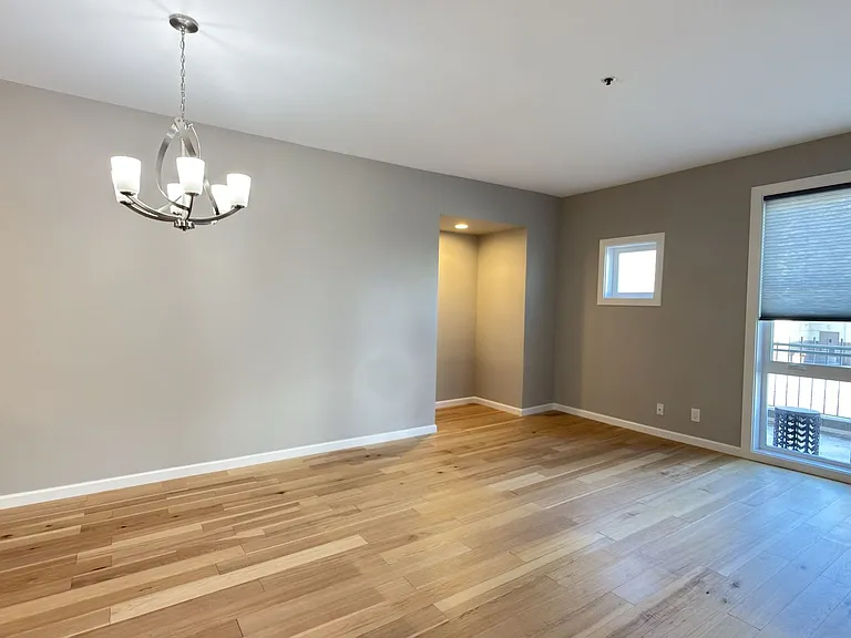 97 E Saint James St #27 — Photo 10