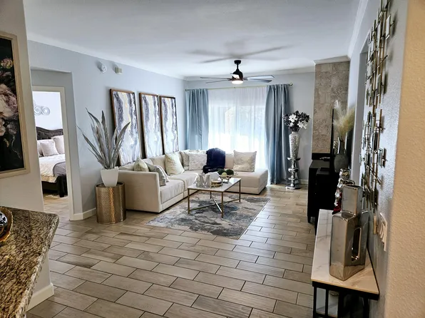 3236 E Chandler Blvd, Phoenix, AZ