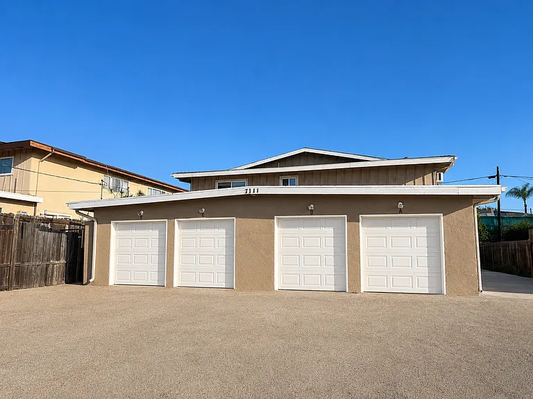 7111 Westview Pl #C — Photo 1