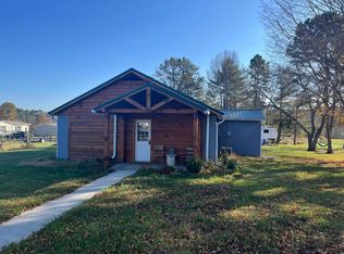 256 Hoots Dr, Hendersonville, NC 28792