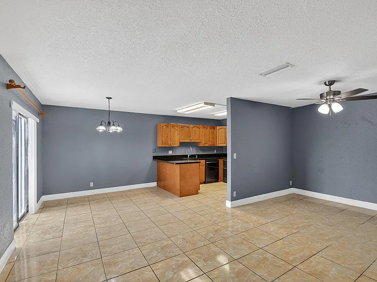 320 Woodland Rd — Photo 7