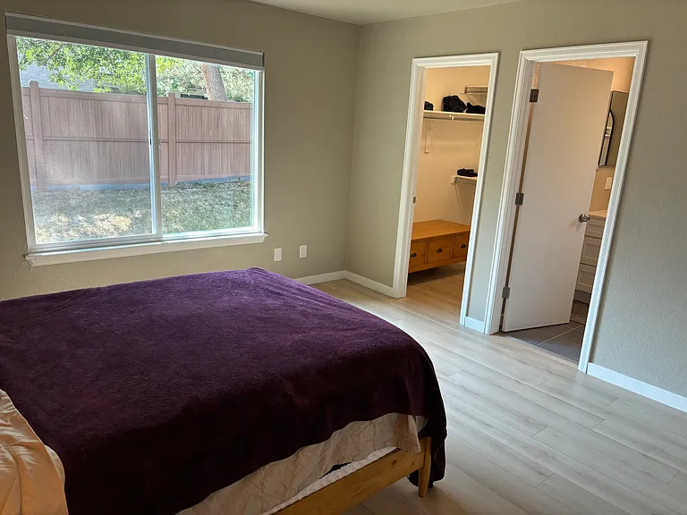 6507 Pierson St — Photo 9