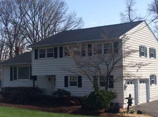 61 Kossuth Pl, Wayne, NJ 07470