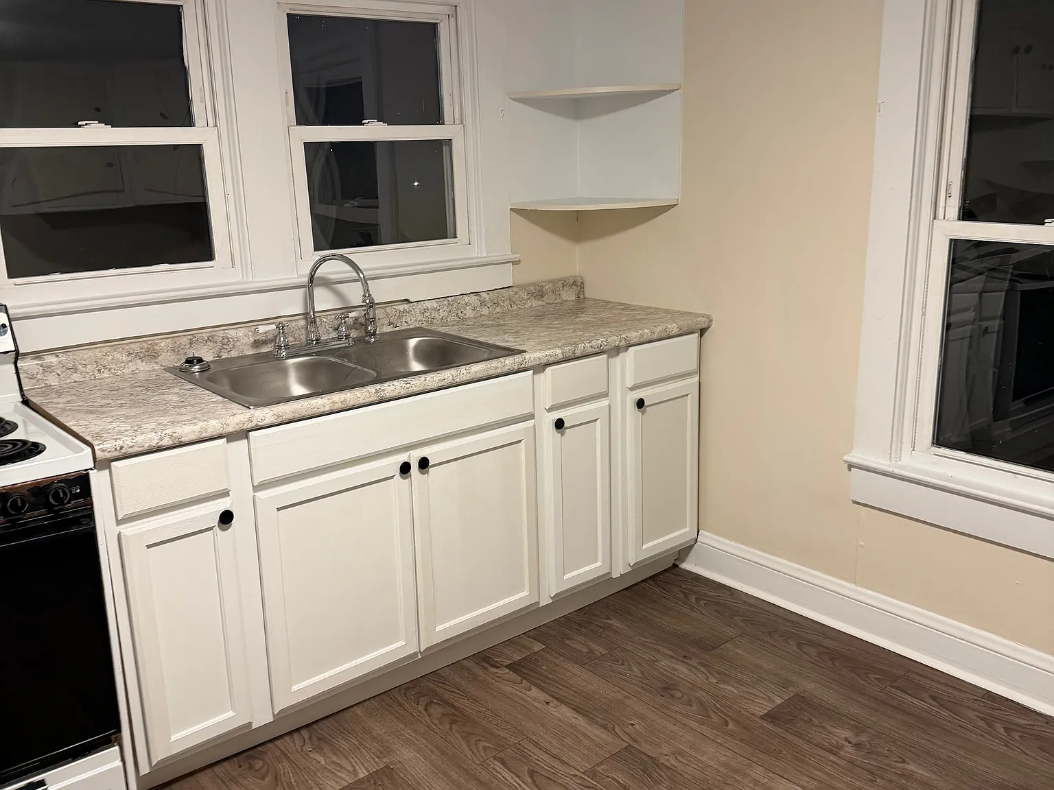 2 bed, 1000 sqft, $950 — Photo 4