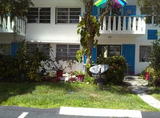 2401 NE 10th St APT 8, Pompano Beach, FL 33062