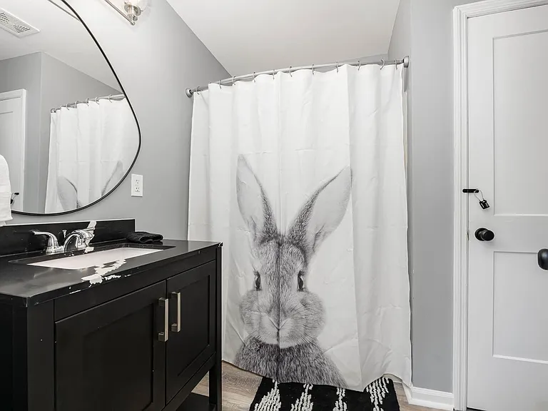 101 Crawford St #B-53641282 — Photo 16