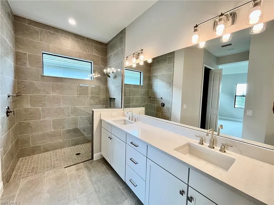3987 Pegasus Way