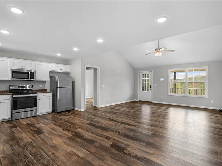 3143 Sonya Dr NW — Photo 16