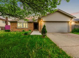 38342 Sleigh Dr, Sterling Heights, MI 48310