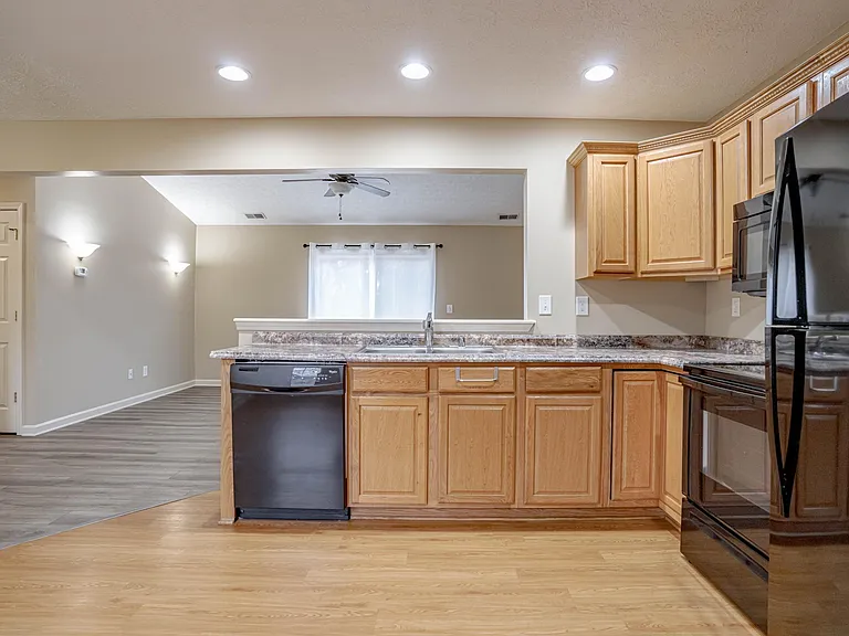 Kitchen/Living Room