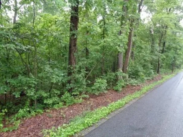 594 Mountain Rd, Boiling Springs, PA 17007