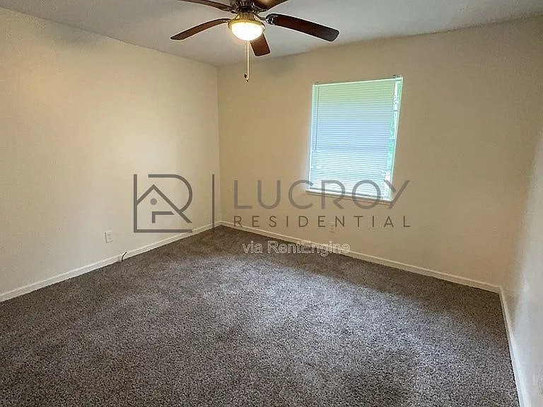 1513 Maria Dr — Photo 9