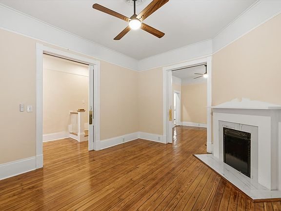 4th image of 2305 Abercorn St