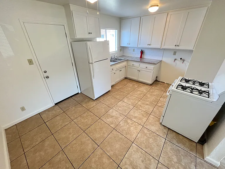 408 N M St #A — Photo 10