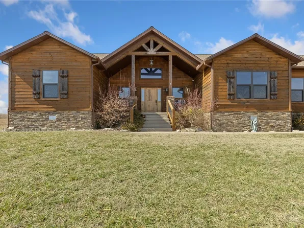 2109 Wolf Springs Rd, Wolf, AR 72601