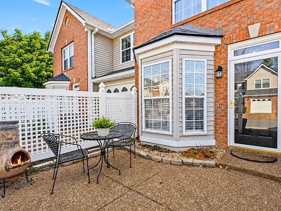 119 Stanton Hall Ln