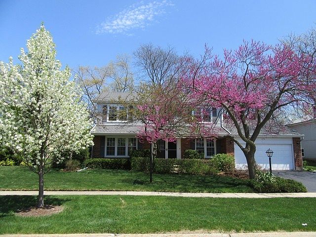 1st image of 696 Trailside Dr