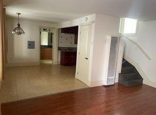 761 N Raymond Ave, Pasadena, CA 91103