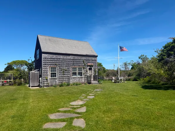 1 Arlington St, Nantucket, MA 02554