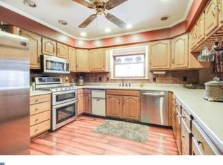 194 Laurel Dr, Pitman, NJ 08071