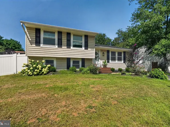 19200 Saint Johnsbury Ln, Germantown, MD 20876