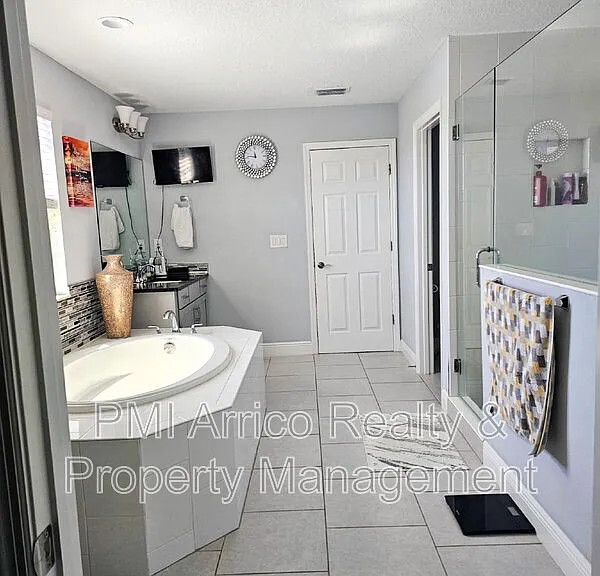 12860 Satin Lily Dr — Photo 18