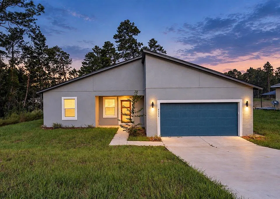 6432 SW 151st Loop