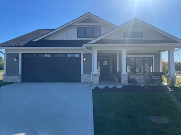 1991 Harvest Rd, Liberty, MO 64068