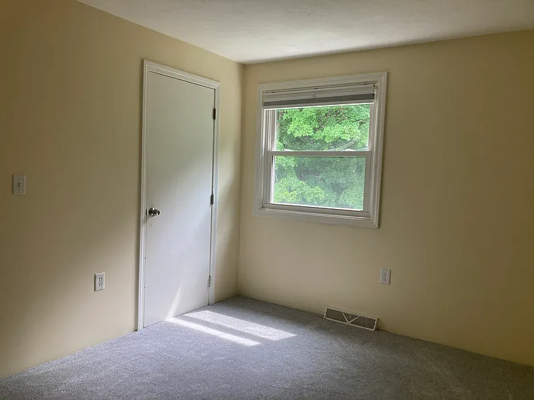 6 Carol Dr #6 — Photo 20