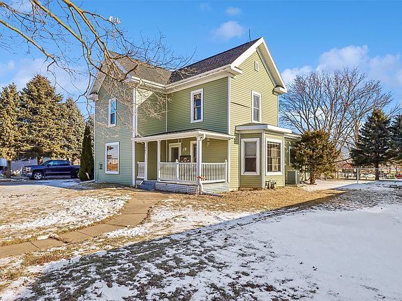 2nd image of 207 N High St